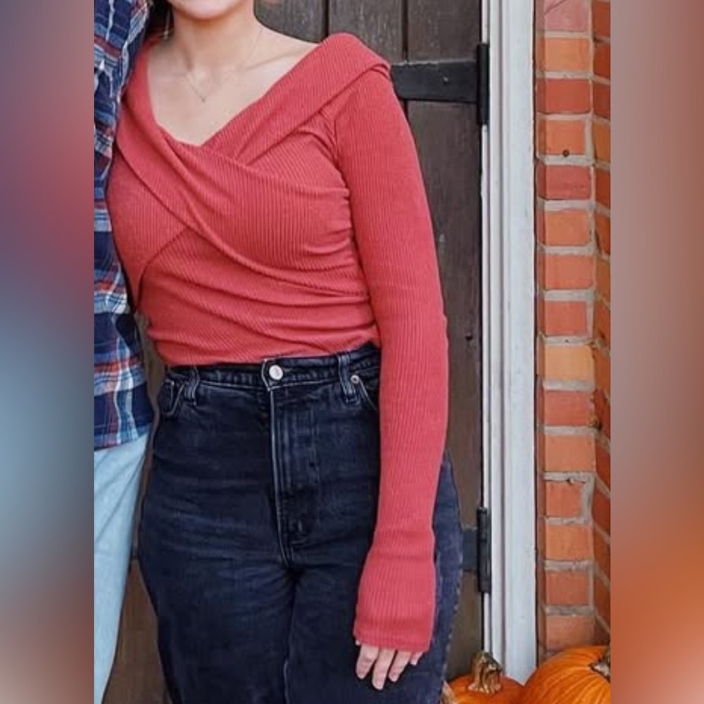 Off the shoulder Red Long Sleeve Sweater Top